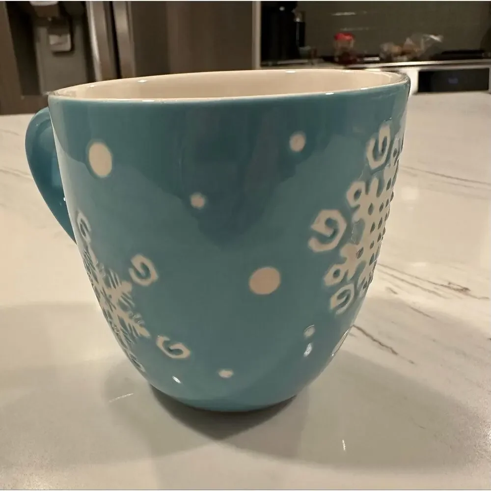 Starbucks Holiday 2007 Blue Snowflake Mug 16 oz 473 mL Winter Christmas